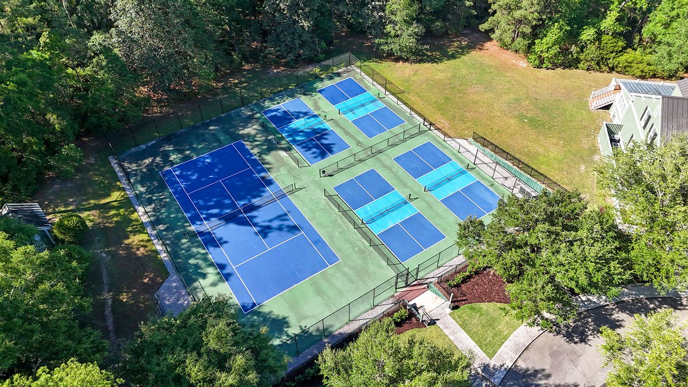 Bull Point tennis and pickleball courts
